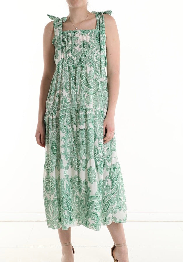 Robe longue smockée déclinaison verte